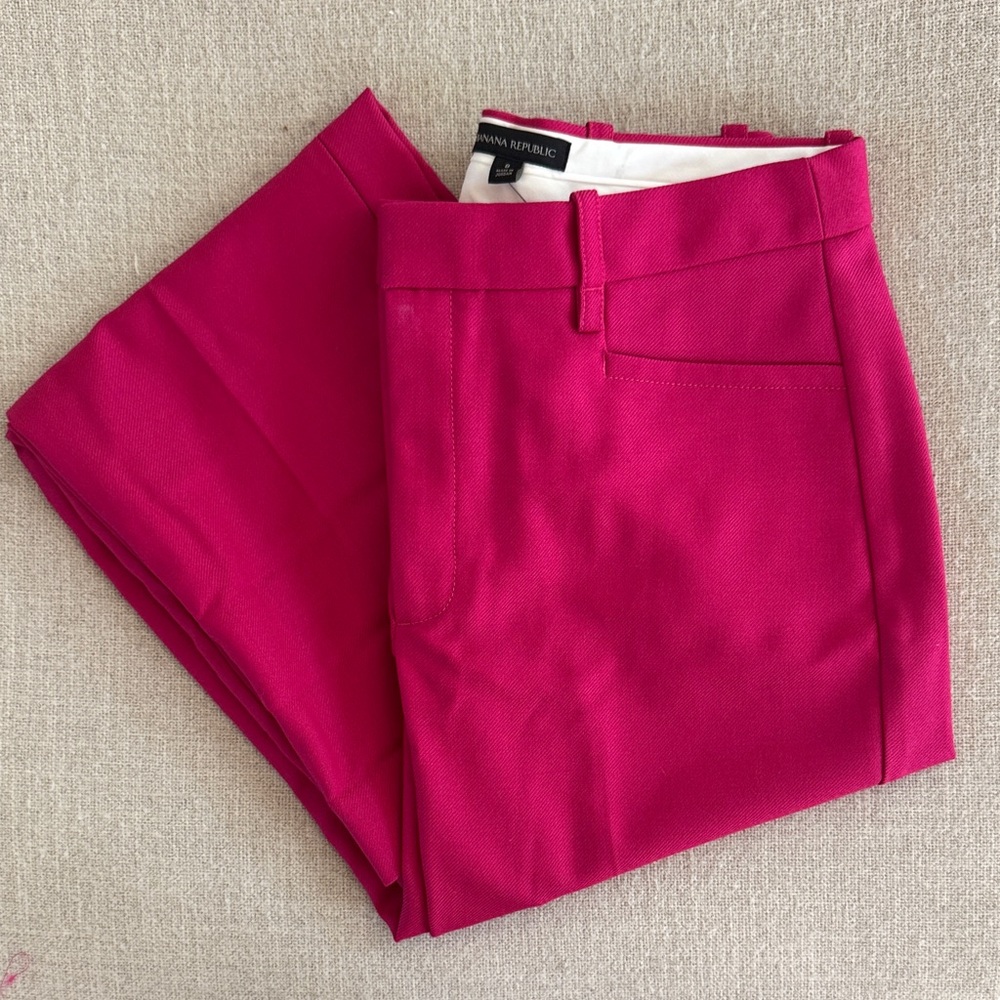 Banana Republic Fuchsia 100% wool Pants sz 8